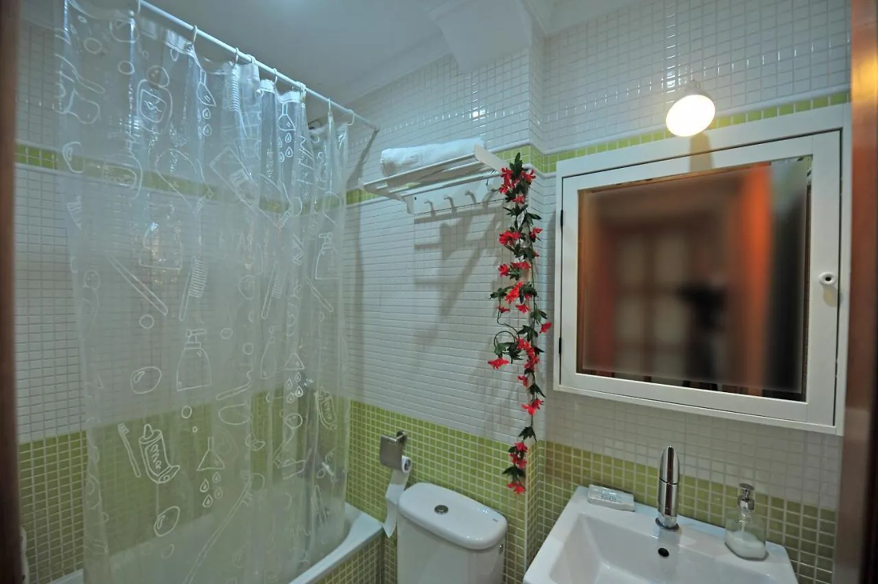 Avenida Paseo 3 Rooms 2 Banos Cadiz İspanya